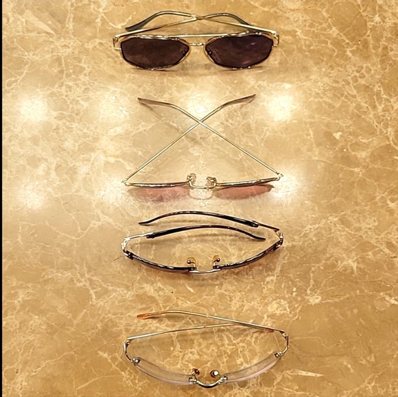 Set of 4 Variety Sunglasses - Picture 5 of 15